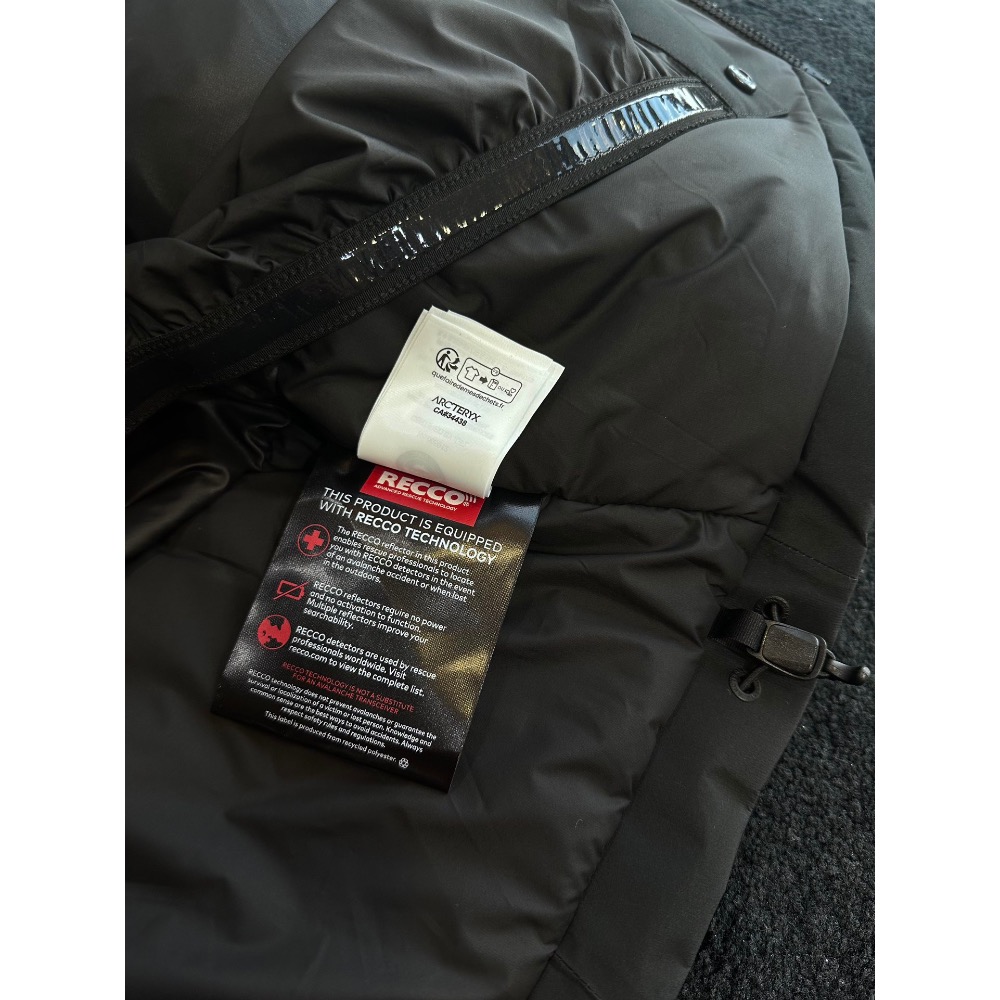 Arc＇teryx 羽絨外套 始祖鳥 衛衣 上衣 風衣 冲鋒衣 大學T  GORE-TEX 防水硬壳冲锋衣羽绒服 帥 舒-細節圖7