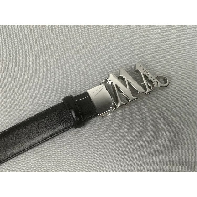 Vivienne Westwood 經典土星腰帶 皮帶，永恆不敗款，好氣質，百搭實用，沒多少量了，即將斷貨，特價處理的好-細節圖8