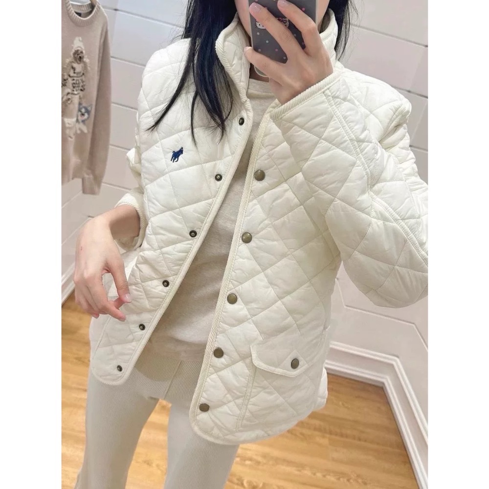 RL polo 背心外套 馬甲 好氣質 四季百搭萬年款 經典小馬標 商務休閒皆宜 柔軟親膚 經典馬標刺繡菱格羽絨馬甲上衣-細節圖5