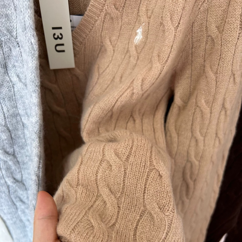 RL polo v領顯瘦針織衫 毛衣 經典戰馬簡約百搭 麻花針織衫 毛衣開襟衫 上衣 好氣質 實穿❤️  ✔️國際運送約-細節圖7