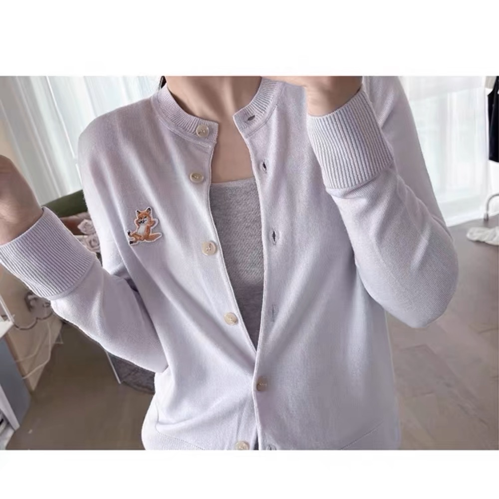 Jennie款 法國🇫🇷MK 小狐狸針織外套 小外套  背心 開襟衫 Q 實穿 怎麼搭都可以的四季款法國🇫🇷MK-細節圖4