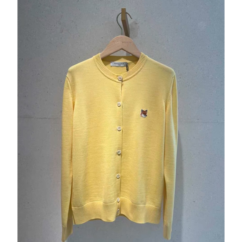 Jennie款 法國🇫🇷MK 小狐狸針織外套 小外套  背心 開襟衫 Q 實穿 怎麼搭都可以的四季款法國🇫🇷MK-細節圖5