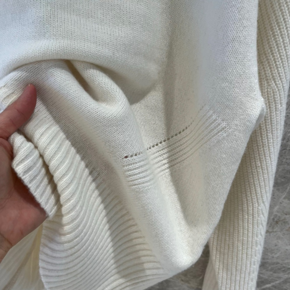 Vivienne Westwood 針織外套 毛衣 開襟衫 針織衫 極簡鏤空重工 土星提花圓領 羊毛基礎款打底衫  SM-細節圖10