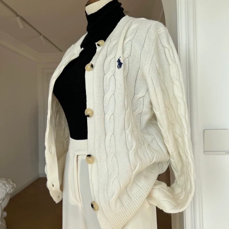 奶呼呼🌿RL 針織外套 小外套 新色 毛衣外套 針織開襟衫 白色毛衣 太溫柔啦 真的太愛軟軟糯糯的 毛衣啦 羊毛麻花毛-細節圖5