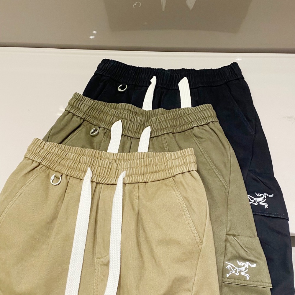 始祖鳥休閒褲 運動褲 加絨戶外工裝衛褲也是今冬強勢推薦的款式.防風防水透氣的效果那是一級的,無論是品相的設計風格,還是裁-細節圖5