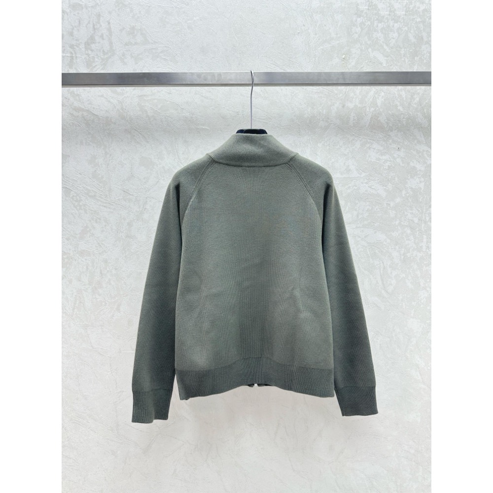 Vivienne Westwood 外套 棒球外套 夾克 美式復古~ 簡約純色刺繡土星logo針織拉鍊立領外套，顏色：玫-細節圖2