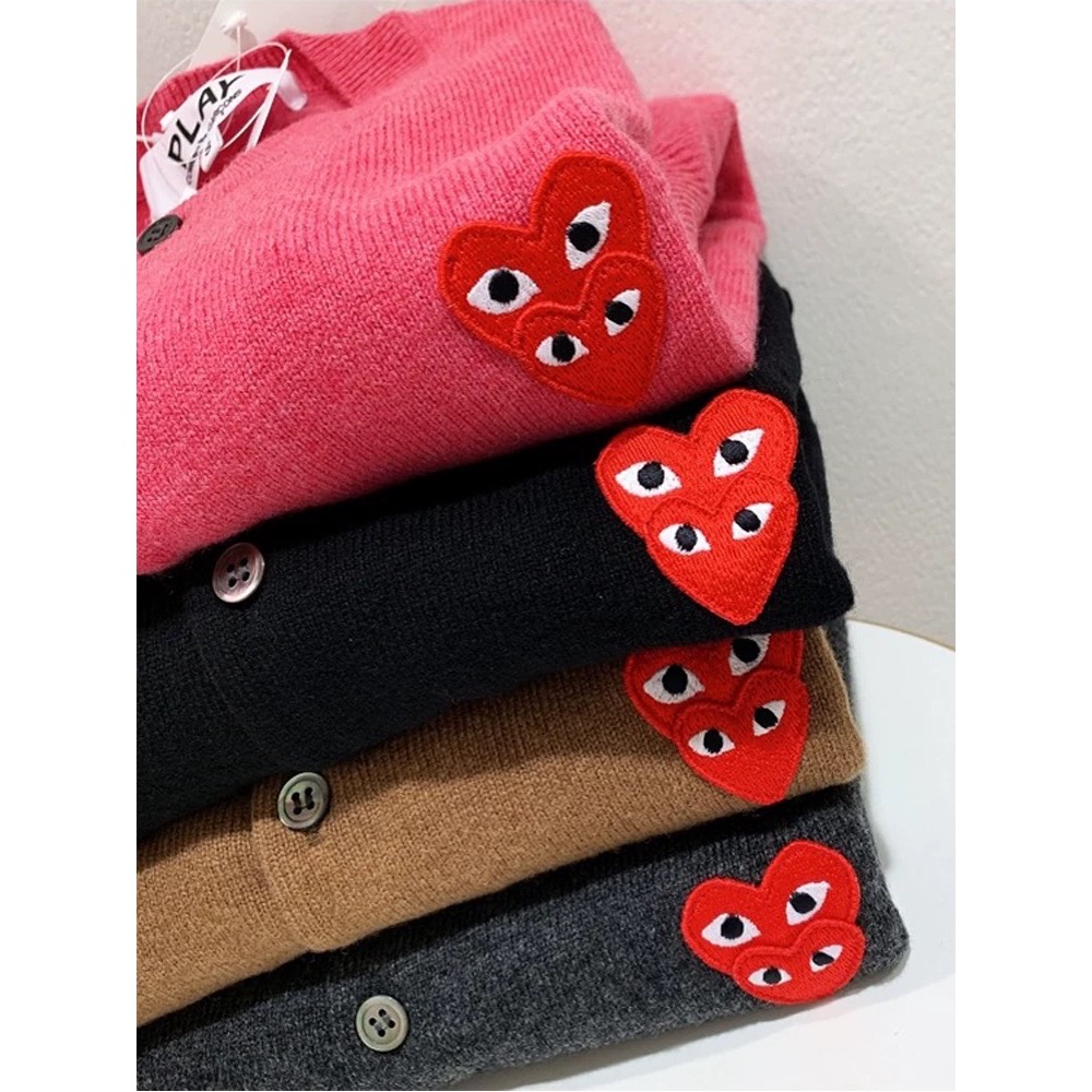 川久保玲 PLAY 小外套 經典百搭單品！ 長青經久不衰的的款每年都出 經典的版型加上別緻雙愛心 好氣質好百搭 羊毛-細節圖4