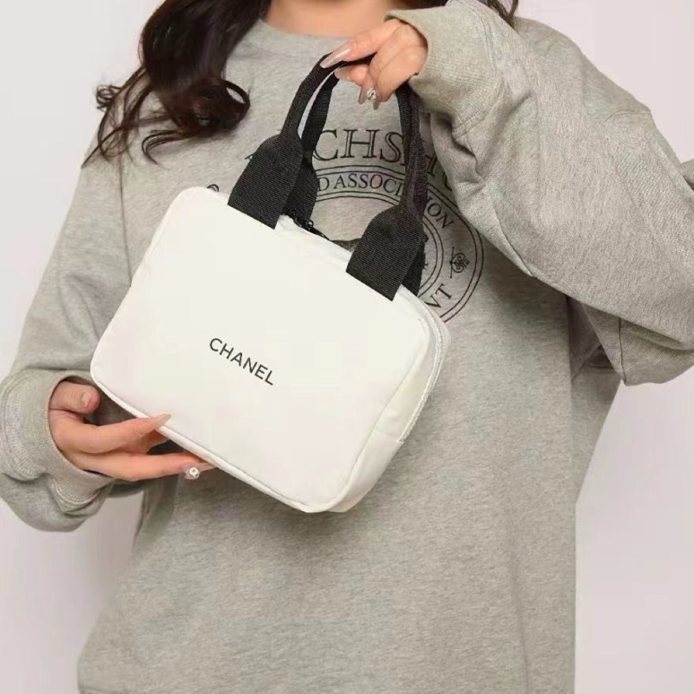 VIP限量積分贈品禮 Chanel 香奈兒 手提包 手提袋 方便包 羽絨手提ins高顏值化妝包 積分禮贈品零錢便攜 高級-細節圖7