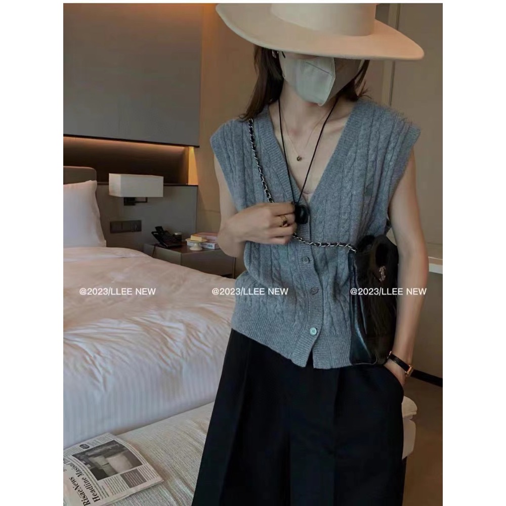 RL V領針織背心 馬甲 經典款vintage美式戰馬小馬標刺繡 復古 可愛 氣質！萬年不敗 9歲穿到99歲的老錢風單品-細節圖3