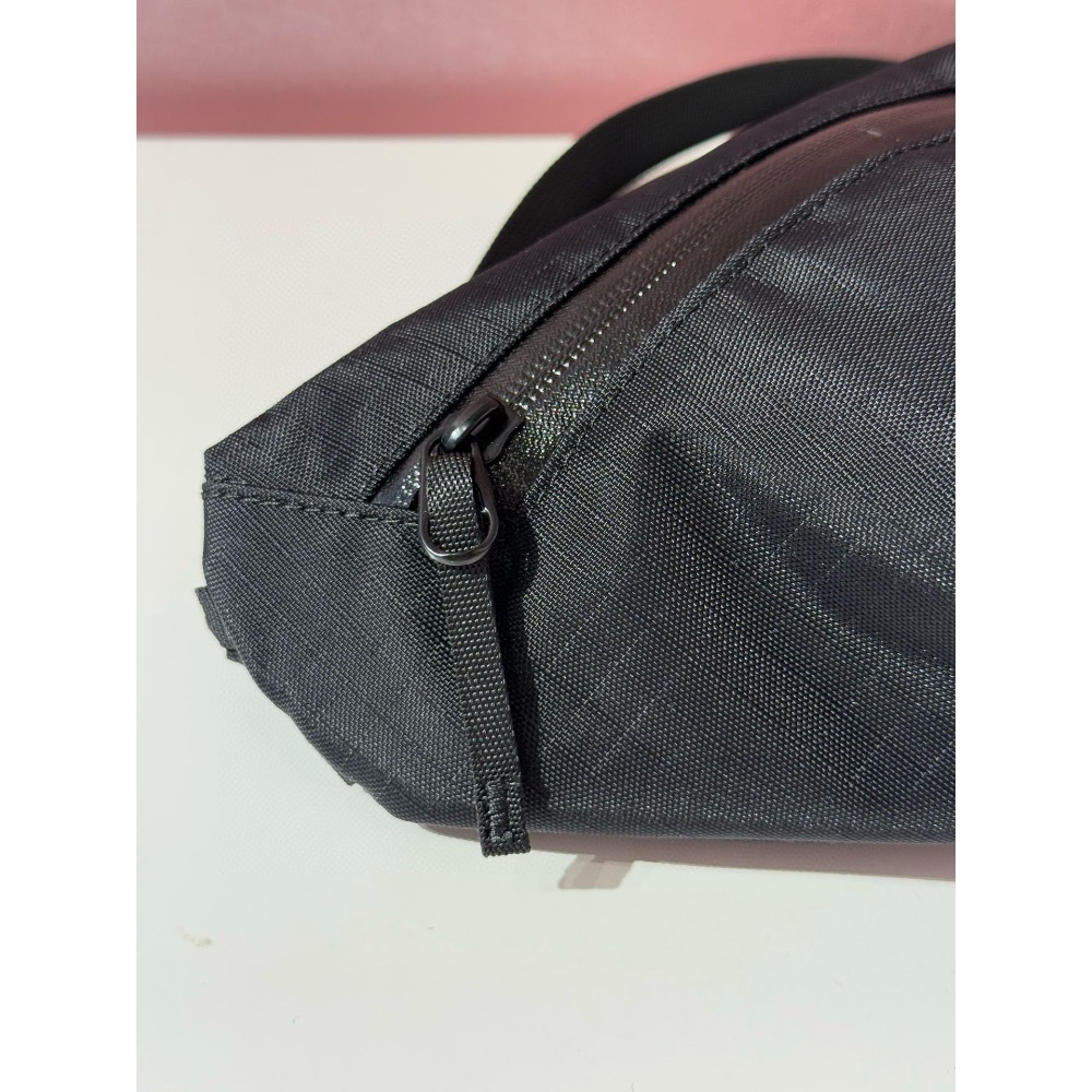 始祖鳥 斜背包 肩背包 胸包 腰包，Granville胸包/腰包來啦！ 真心推薦，背過才知真的真的很香，入手絕對不虧！～-細節圖9