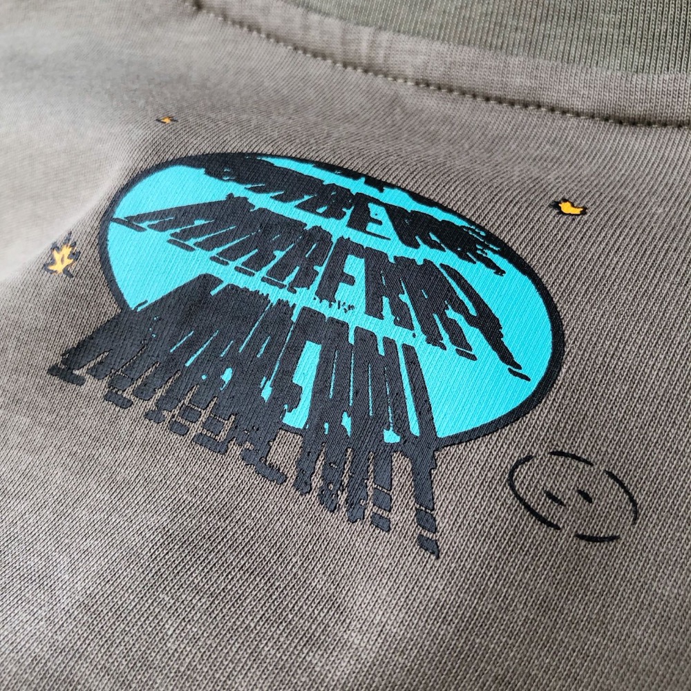 Burberry T恤 衣 百搭T恤 可甜可鹽 BBR新款汽車圖案印花短袖T恤  經典英倫風範，汽車印花短袖開啓。純棉材-細節圖5