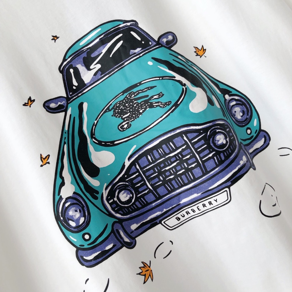 Burberry T恤 衣 百搭T恤 可甜可鹽 BBR新款汽車圖案印花短袖T恤  經典英倫風範，汽車印花短袖開啓。純棉材-細節圖9