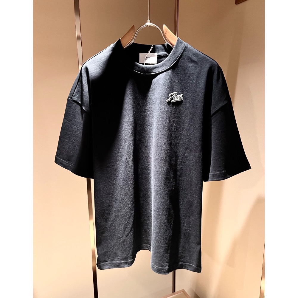 AMI 套裝 T恤 短褲 五分褲  男女同款👫休閒套裝，既經典有時尚百搭，誰不愛啊，將經典再次展現，非常的耐看，自帶低-細節圖2