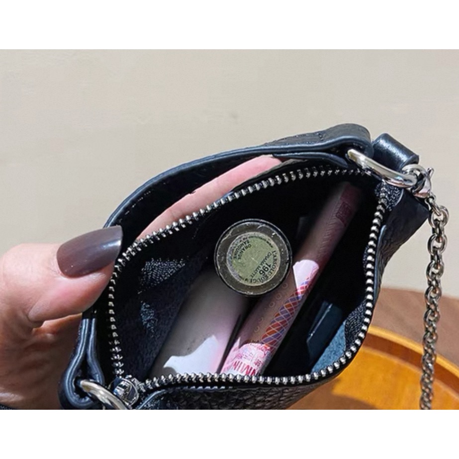敲口愛小物包 小收納包Vivienne Westwood 小水餃束口包 真皮土星鏈條包迷你手拎小包單肩斜挎包零錢包口紅包-細節圖9