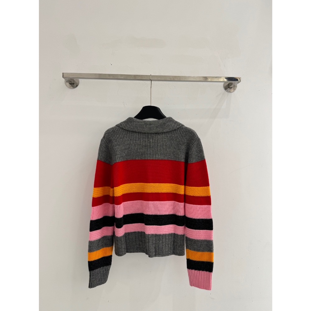 Vivienne Westwood 經典土星圖案刺繡毛衣 撞色寬條紋設計 配色很好看 採用翻領設計 版型寬松休閒 以撞色-細節圖3