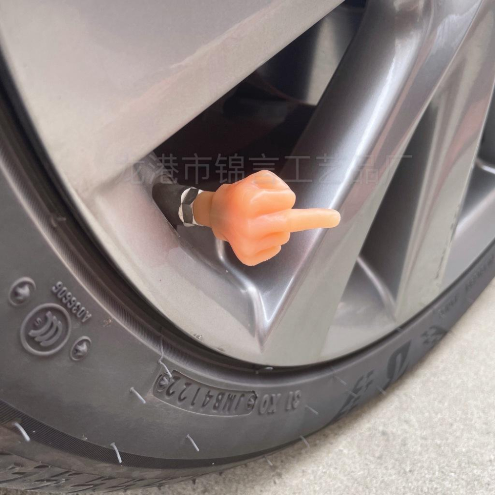 台灣現貨 中指 輪胎裝飾 汽機車輪胎氣門桿蓋 輪胎氣門桿蓋 氣門桿蓋 中指輪胎蓋-細節圖2