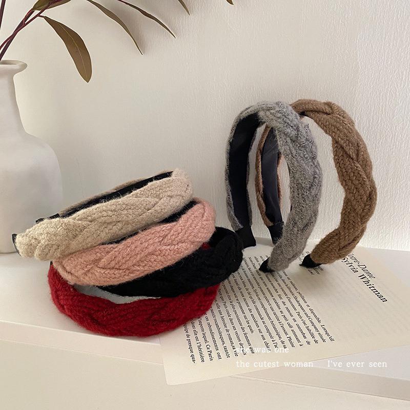 台灣現貨 出清 韓版秋冬麻花辮子 髮箍 針織毛線頭飾 頭箍 增高髮箍 洗臉髮箍 寬版 格紋交叉海綿髮箍 髮飾-細節圖3