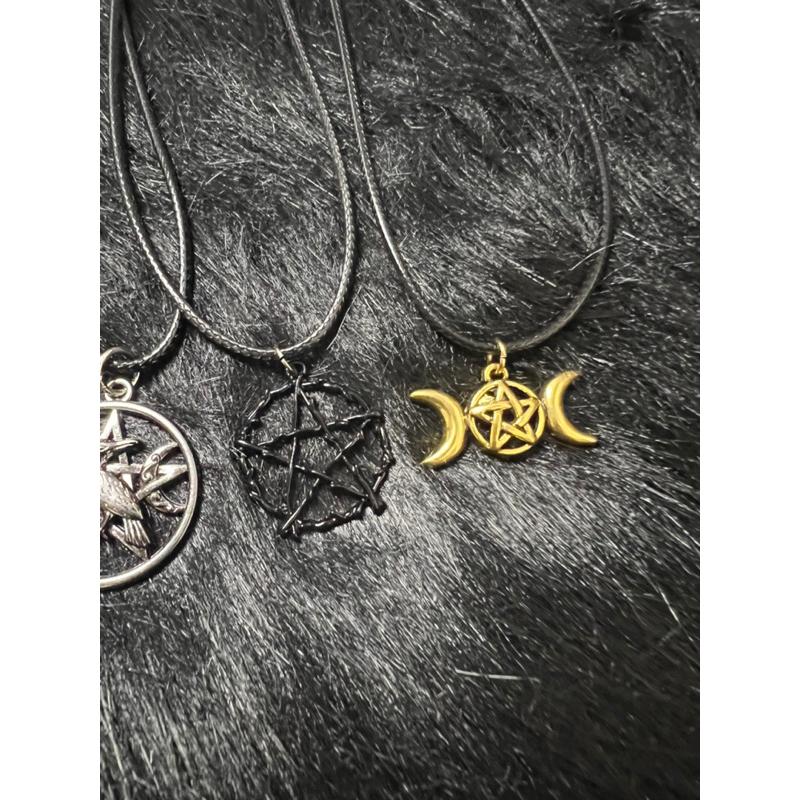 🌹夜鶯與玫瑰魔法商店🌹女巫符文護身符項鍊 五芒星 禿鷲頭骨 烏鴉 凱爾特結 三相月 三月相 生命之樹-細節圖3