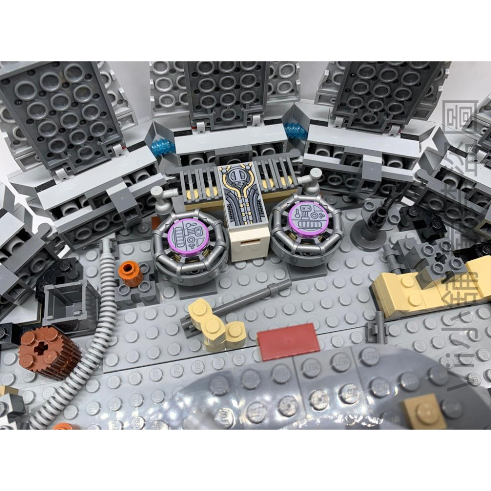 二手 樂高 LEGO 75105 星際大戰 STAR WARS 千年鷹號 Millennium Falcon-細節圖3