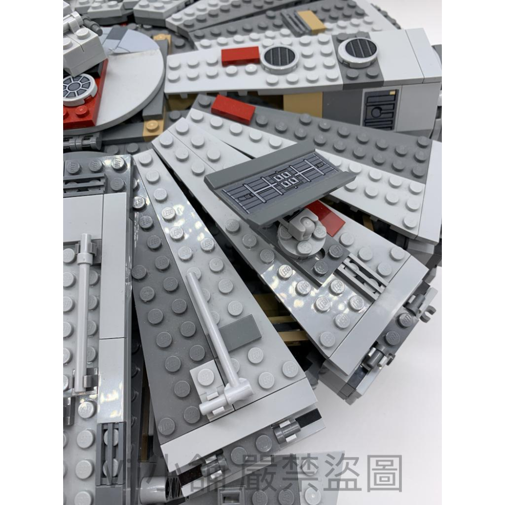 二手 樂高 LEGO 75105 星際大戰 STAR WARS 千年鷹號 Millennium Falcon-細節圖5