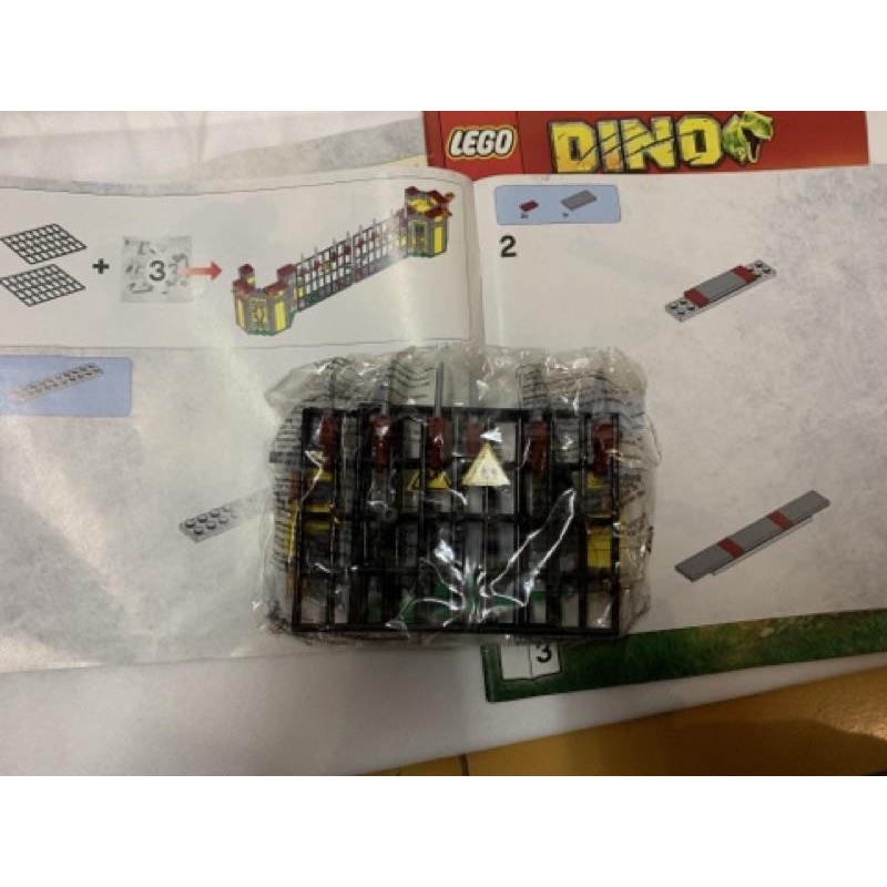 樂高 LEGO 5887 DINO 恐龍 綠暴龍 侏儸紀公園 侏羅紀世界 暴龍 5884 5885 直升機 迅猛龍 絕版-細節圖4