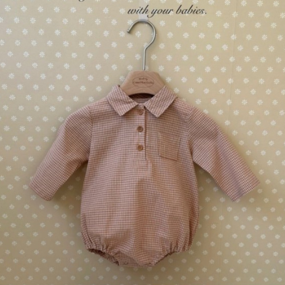 MONBEBE 春季細格翻領包屁衣-細節圖6