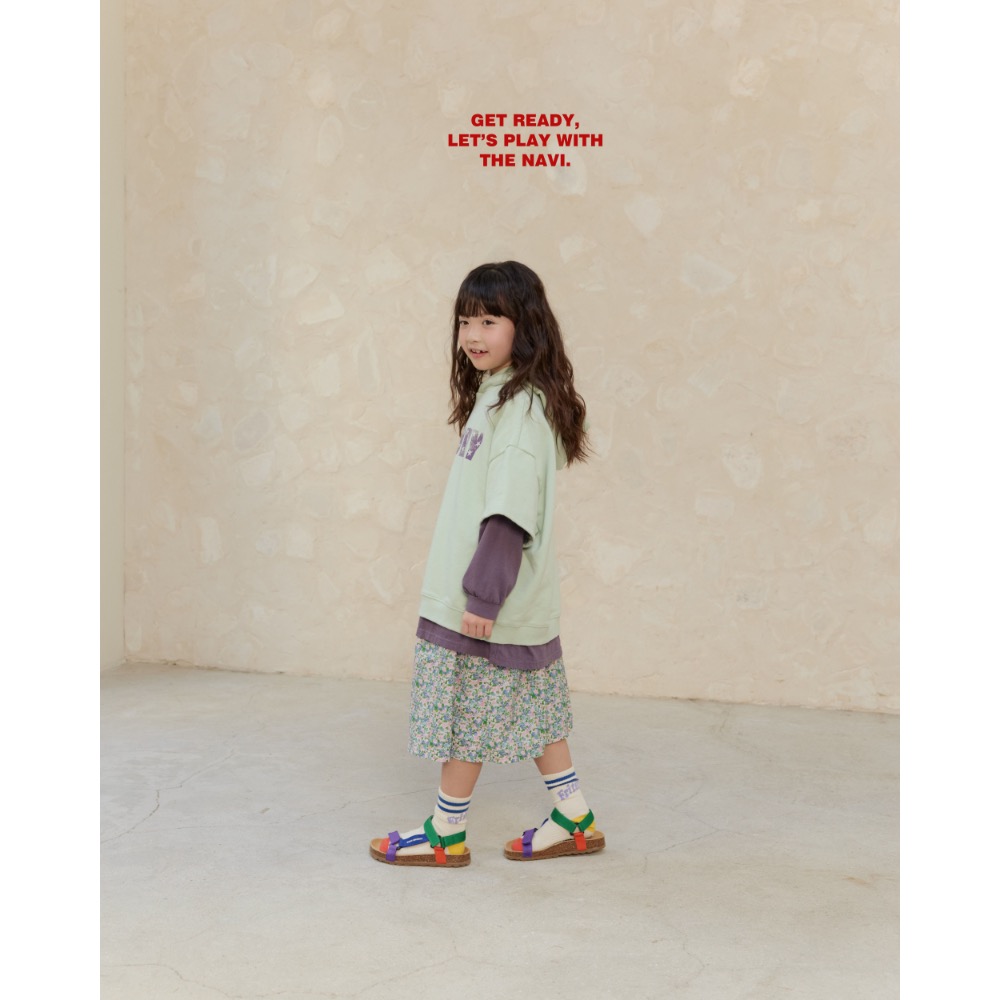 NAVI春季寬版短袖連帽上衣-細節圖4