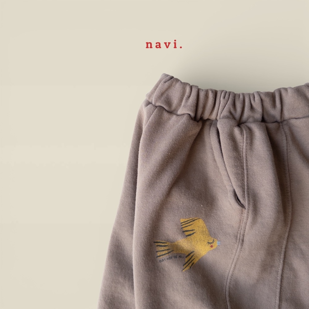 NAVI春季展翅飛翔棉質長褲-細節圖2