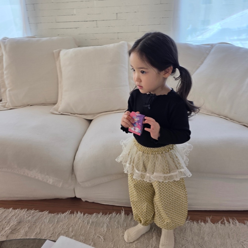 Color 春季緞帶蝴蝶結上衣-細節圖5