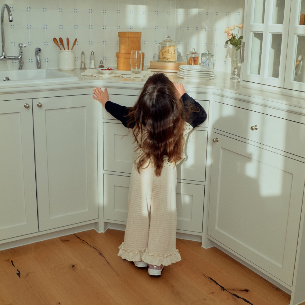 1stblue春季立體壓紋設計長褲-細節圖5