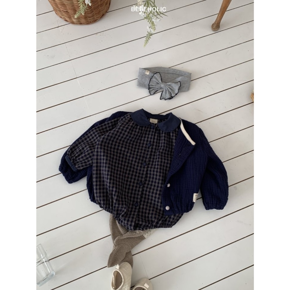 Bebe holic 春季格紋翻領包屁衣-細節圖3