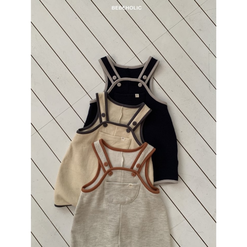 Bebe holic 春季撞色邊口袋包屁吊帶褲-細節圖7