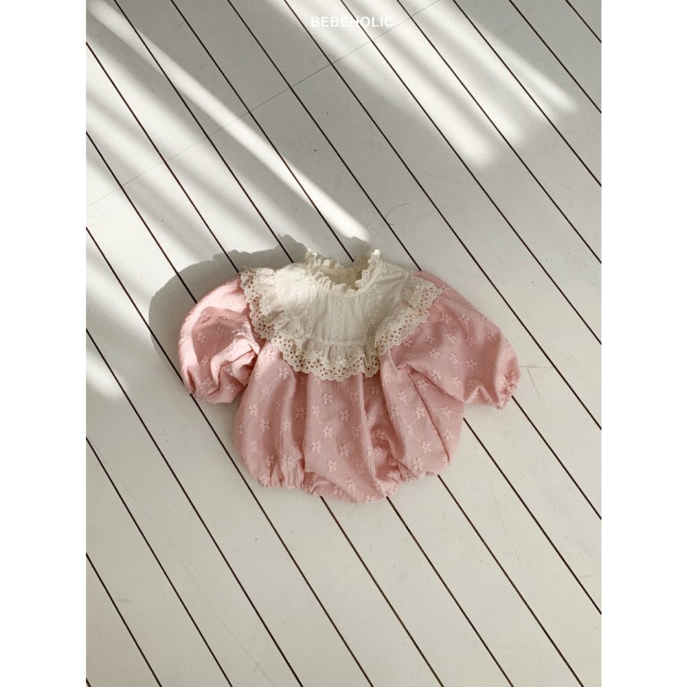 Bebe holic 春季立體花紋設計包屁衣-細節圖3