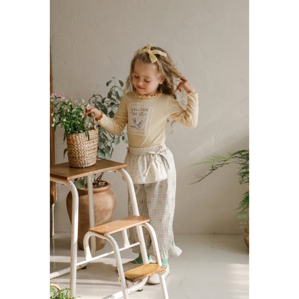 Flo 春季木耳壓紋上衣-細節圖6