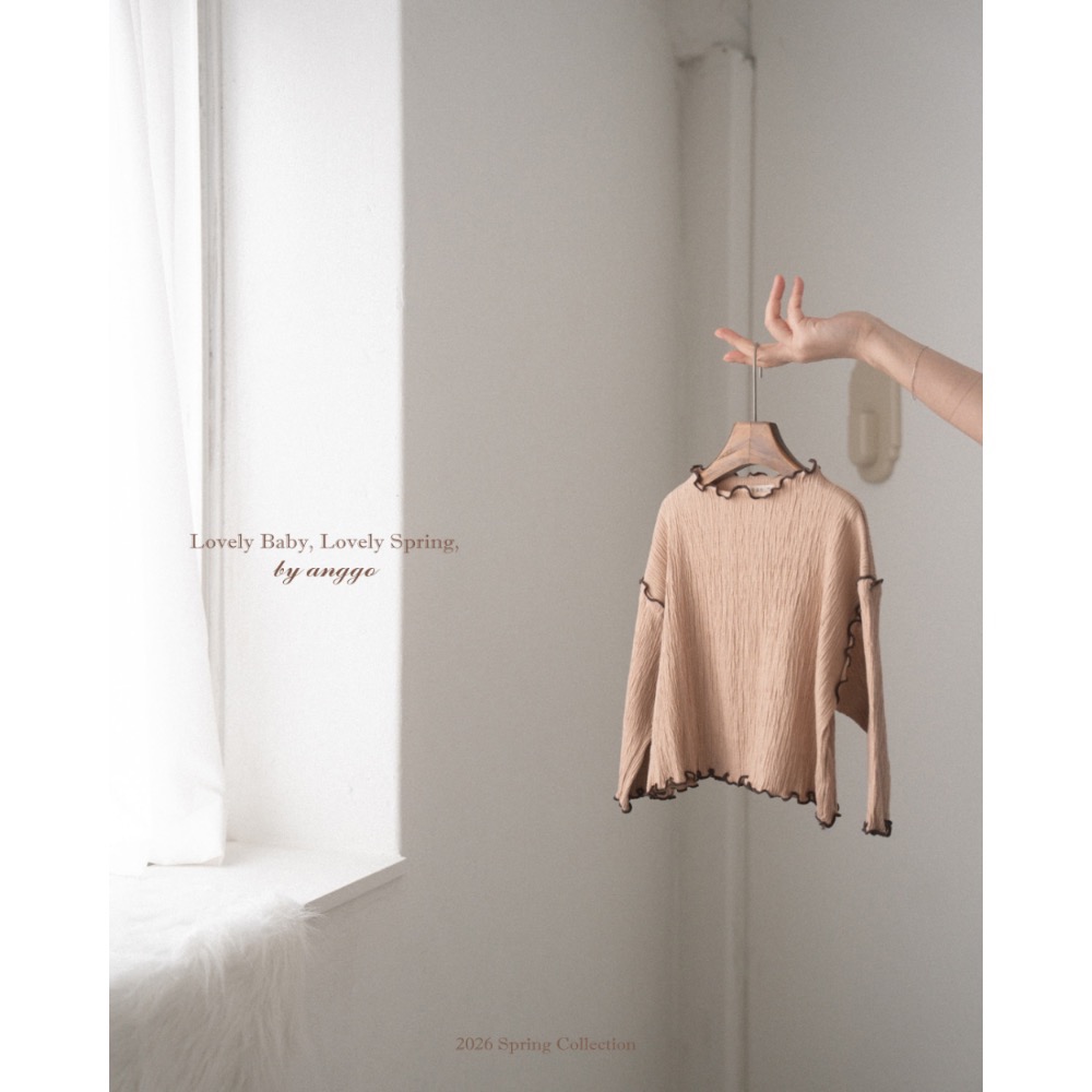 Anggo 春季木耳邊皺摺上衣-細節圖4
