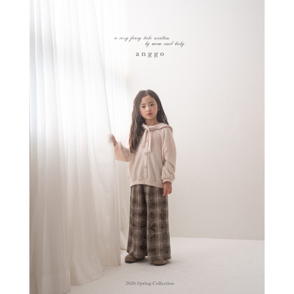 Anggo 春季立體壓紋綁帶鈕扣上衣-細節圖6