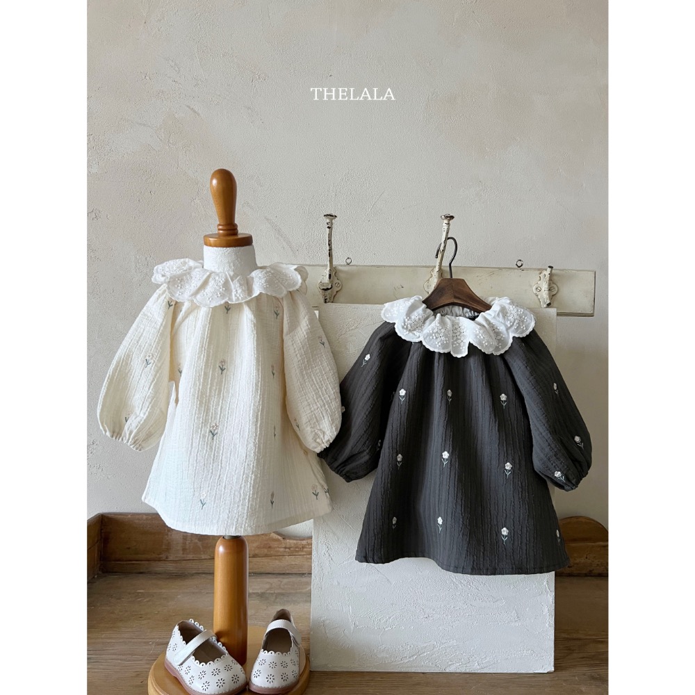 The lala春季立體麻花刺繡花瓣領洋裝/包屁衣-細節圖2