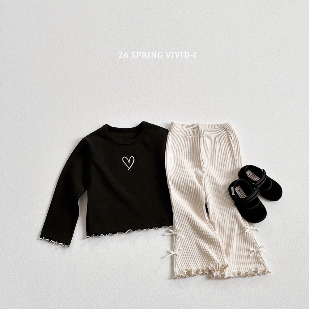VIVID 春季刺繡愛心上衣-細節圖6