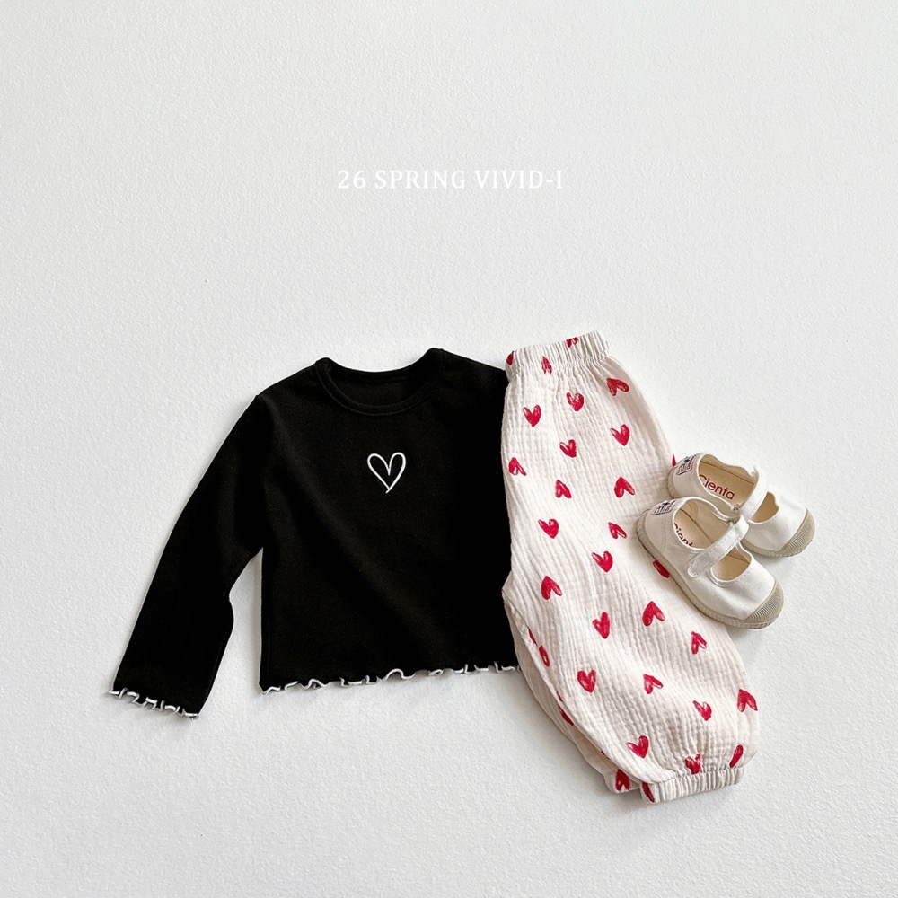 VIVID 春季刺繡愛心上衣-細節圖7