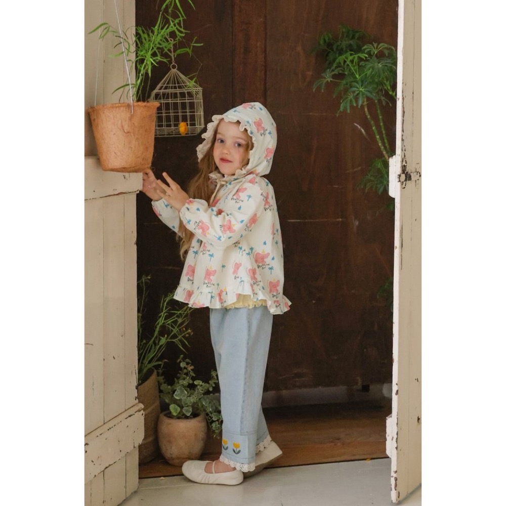 Flo 春季荷葉邊可愛點點花朵外套-細節圖3