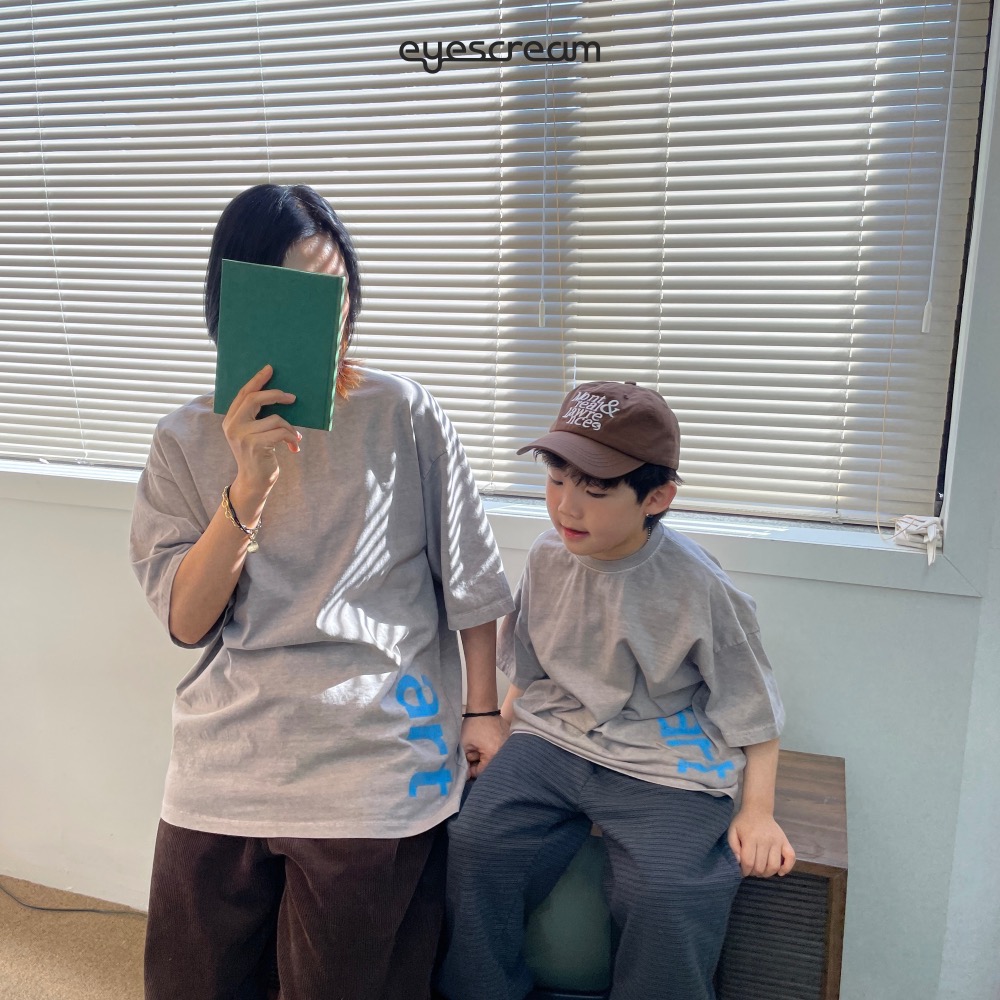 EYESCREAM春季字母印花親子T恤-細節圖3
