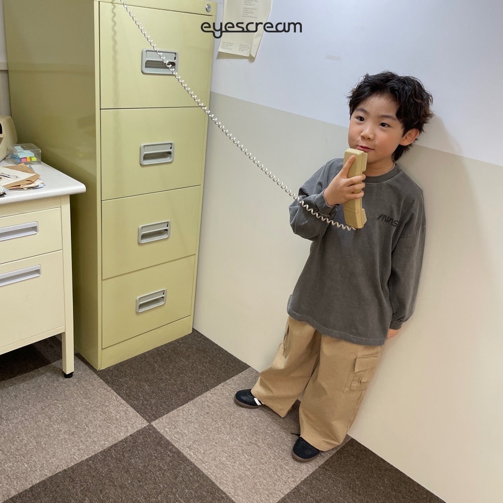 EYESCREAM春季外太空火箭印花親子上衣-細節圖4