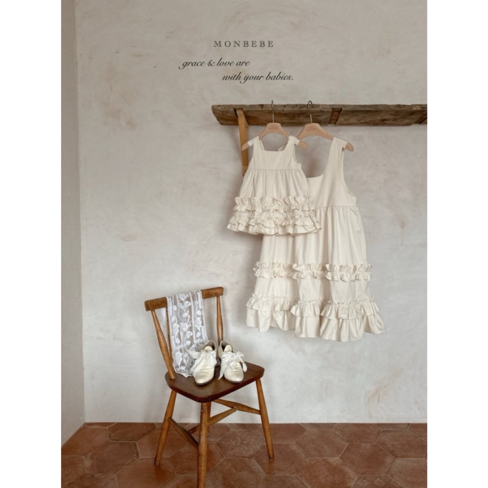 MONBEBE春季荷葉蛋糕背心親子洋裝-細節圖4