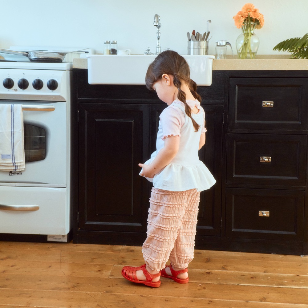 1st blues 夏季荷葉薄款長褲-細節圖3