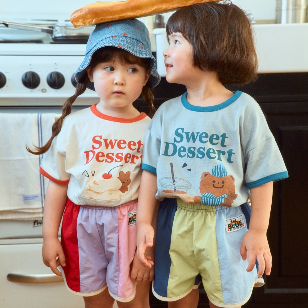 1st blues 夏季甜點撞色邊印花T恤-細節圖3