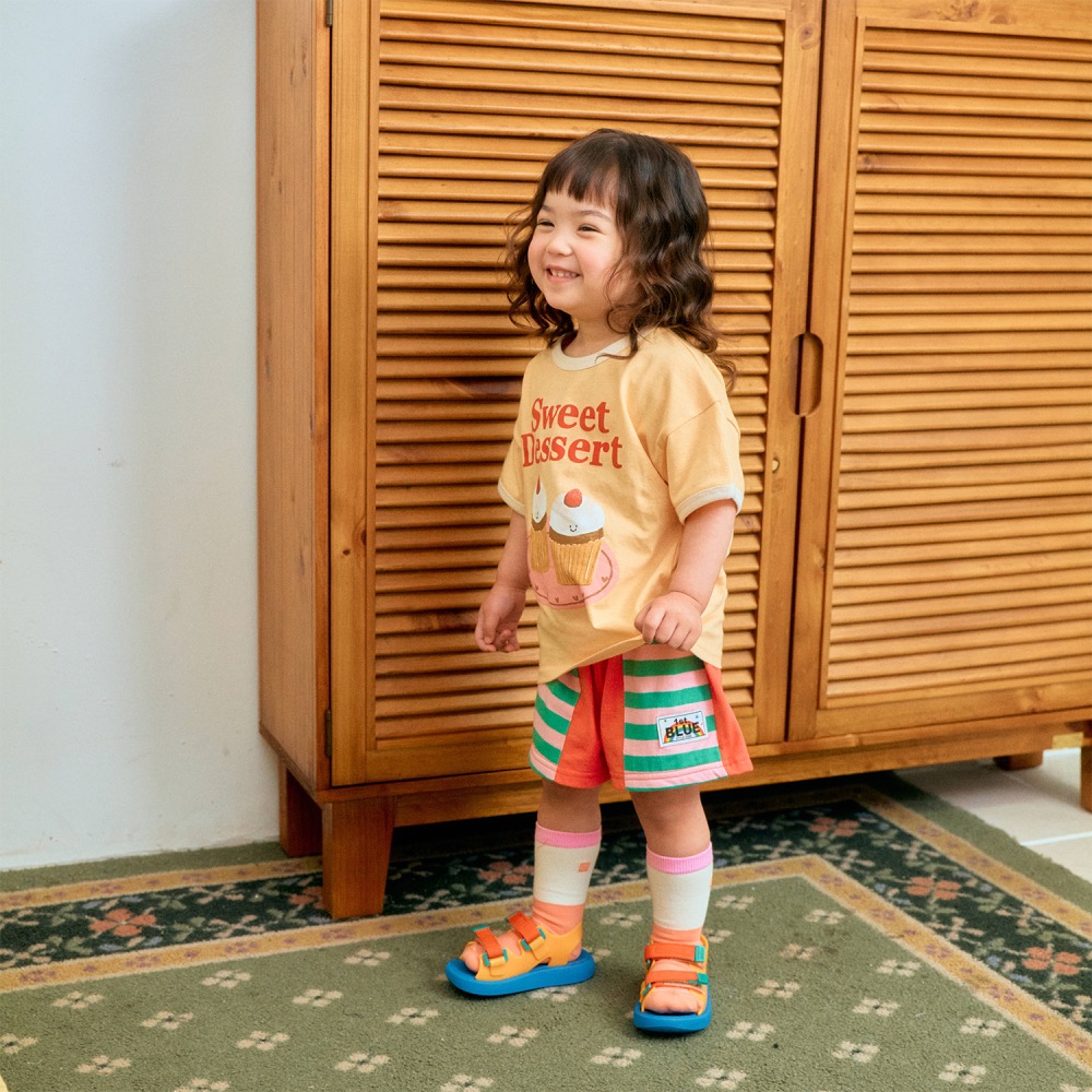 1st blues 夏季甜點撞色邊印花T恤-細節圖5