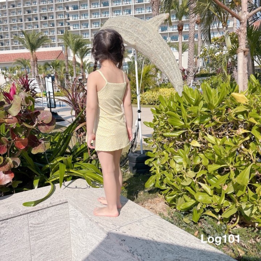 Log101 夏季滿版圖案兩件式泳衣-細節圖2