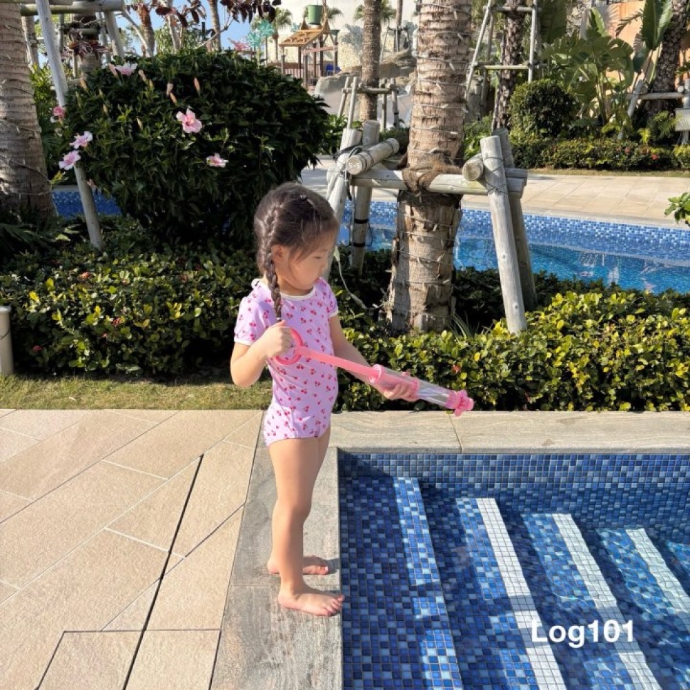 Log101 夏季滿版櫻桃背鏤空泳衣-細節圖3