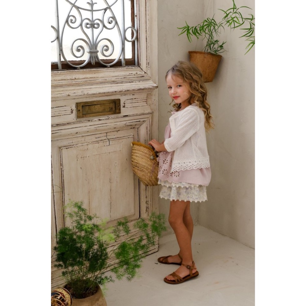 Flo 夏季雕花蕾絲針織薄外套-細節圖4