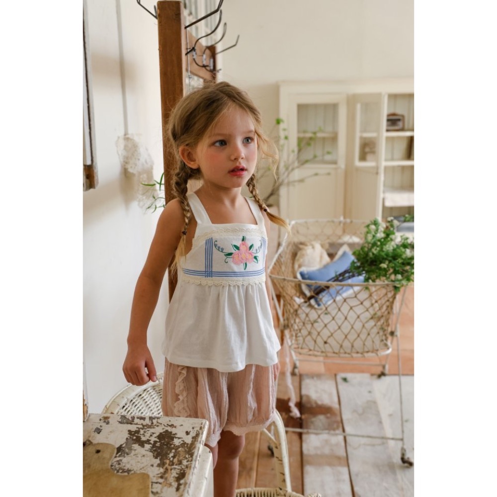 Flo 夏季花朵布蕾絲小背心-細節圖9